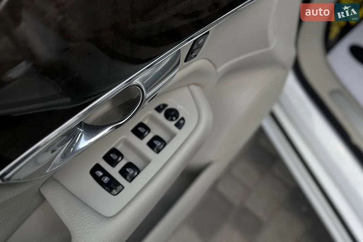 2017 Volvo XC90 - мініатюра 12