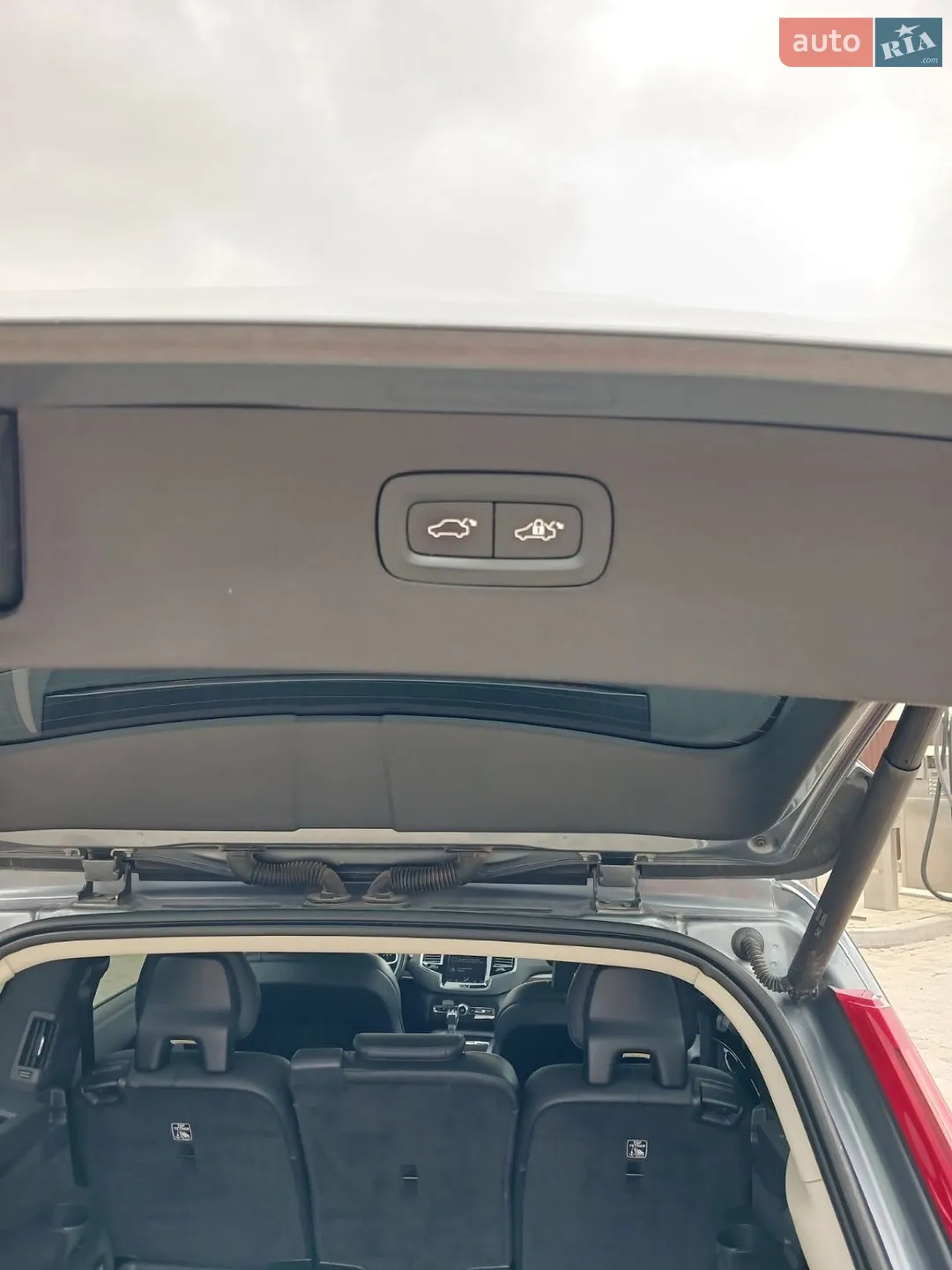 2016 Volvo XC90 - мініатюра 16