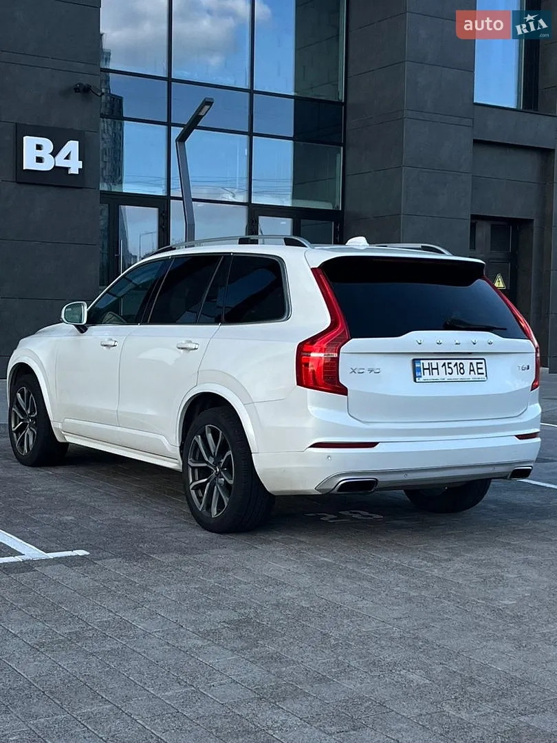 2017 Volvo XC90 - мініатюра 8