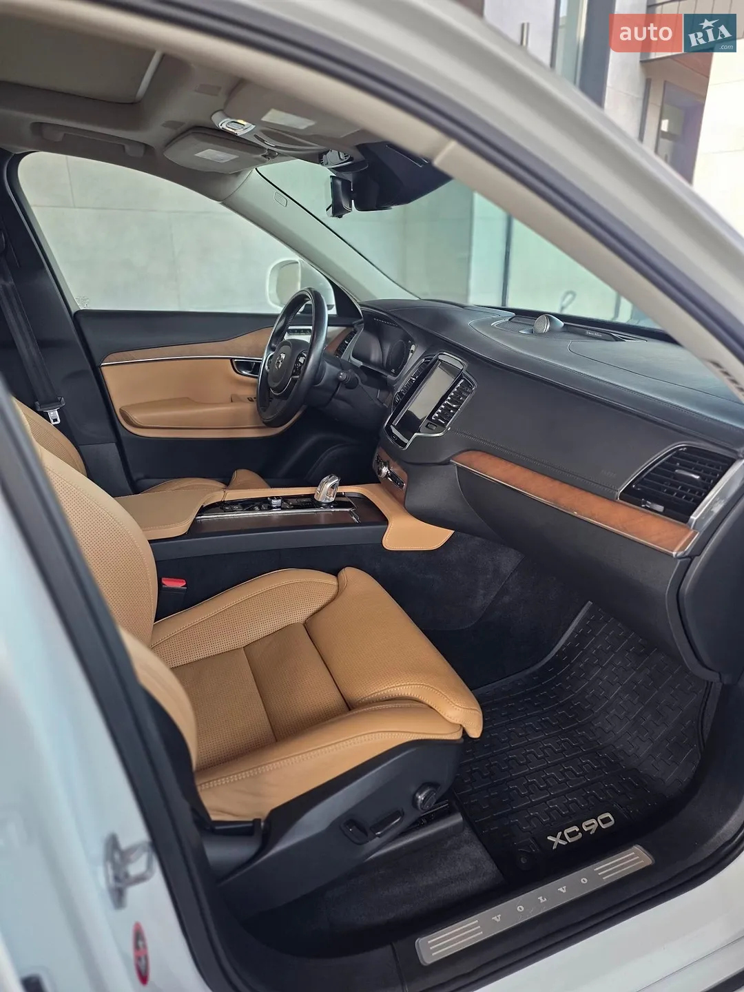 2016 Volvo XC90 - мініатюра 9