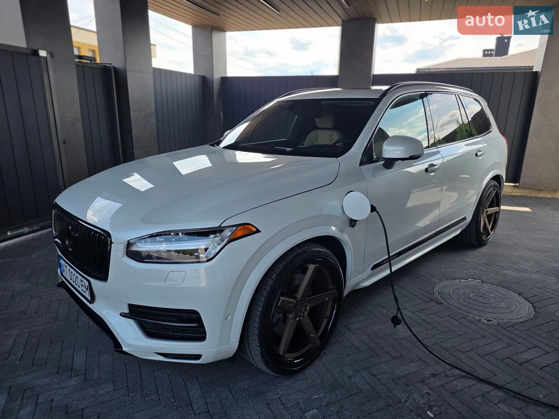 2016 Volvo XC90 - мініатюра 2