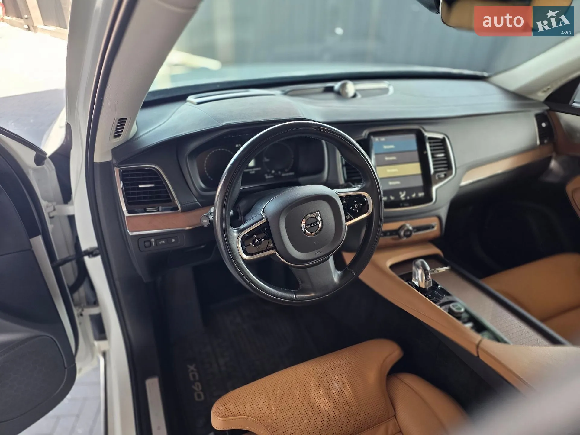 2016 Volvo XC90 - мініатюра 12