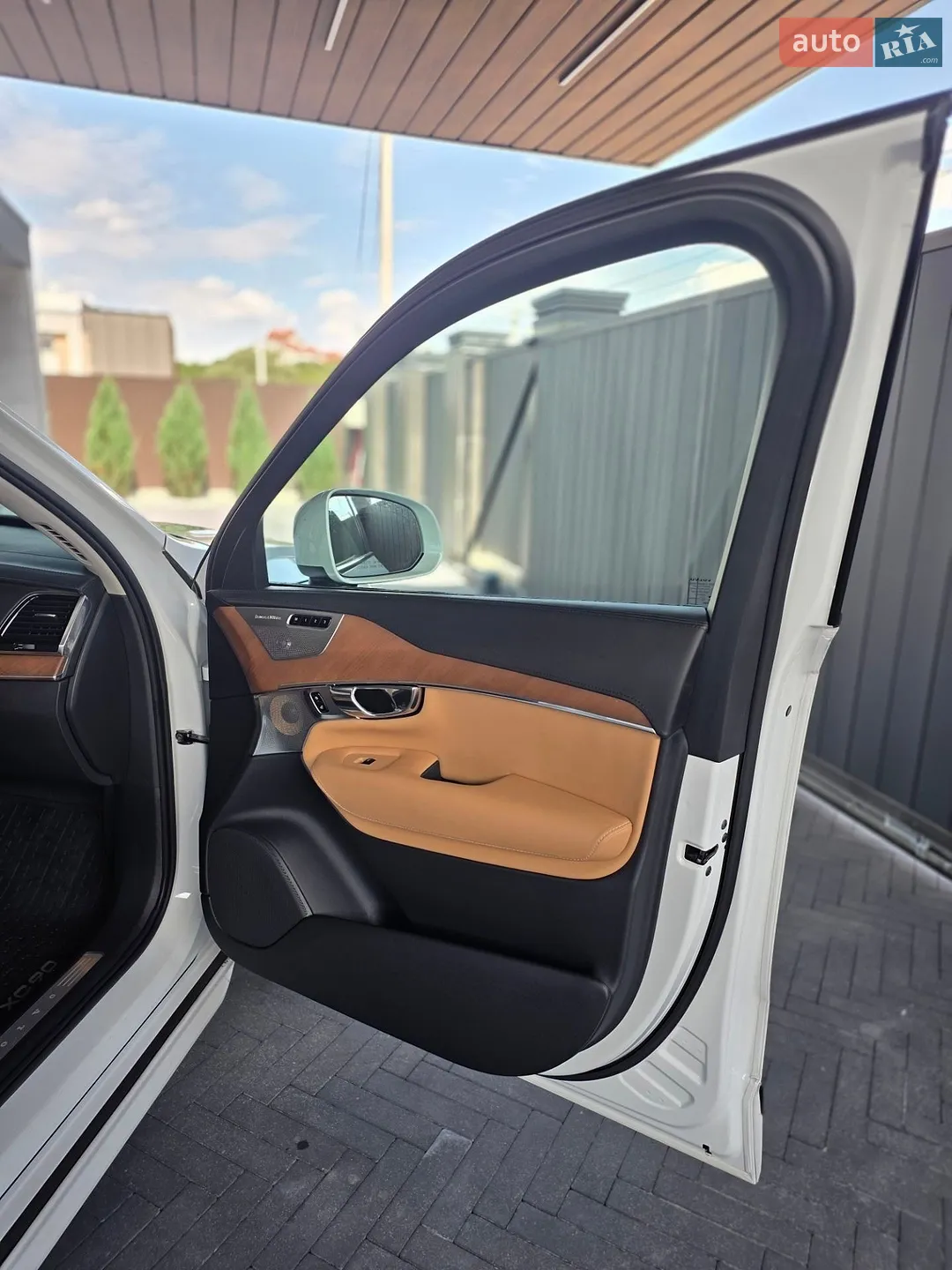 2016 Volvo XC90 - мініатюра 11