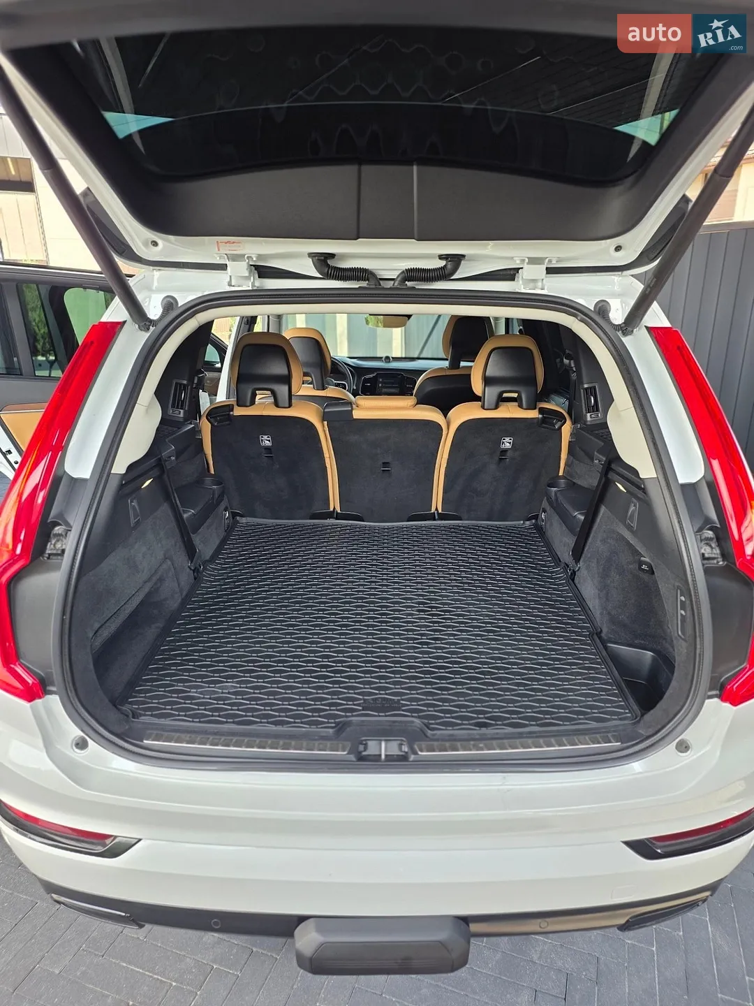 2016 Volvo XC90 - мініатюра 13