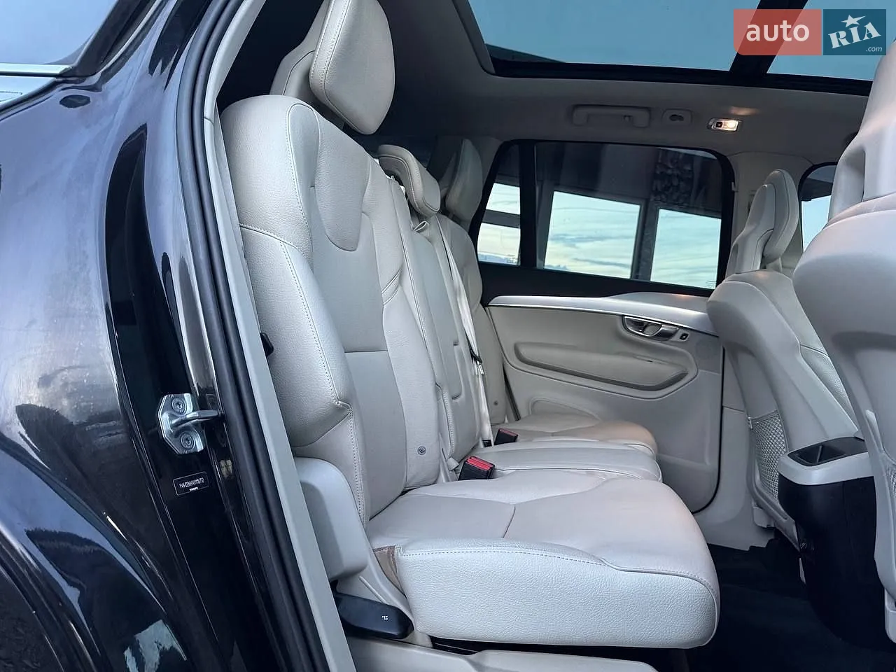 2016 Volvo XC90 - мініатюра 15