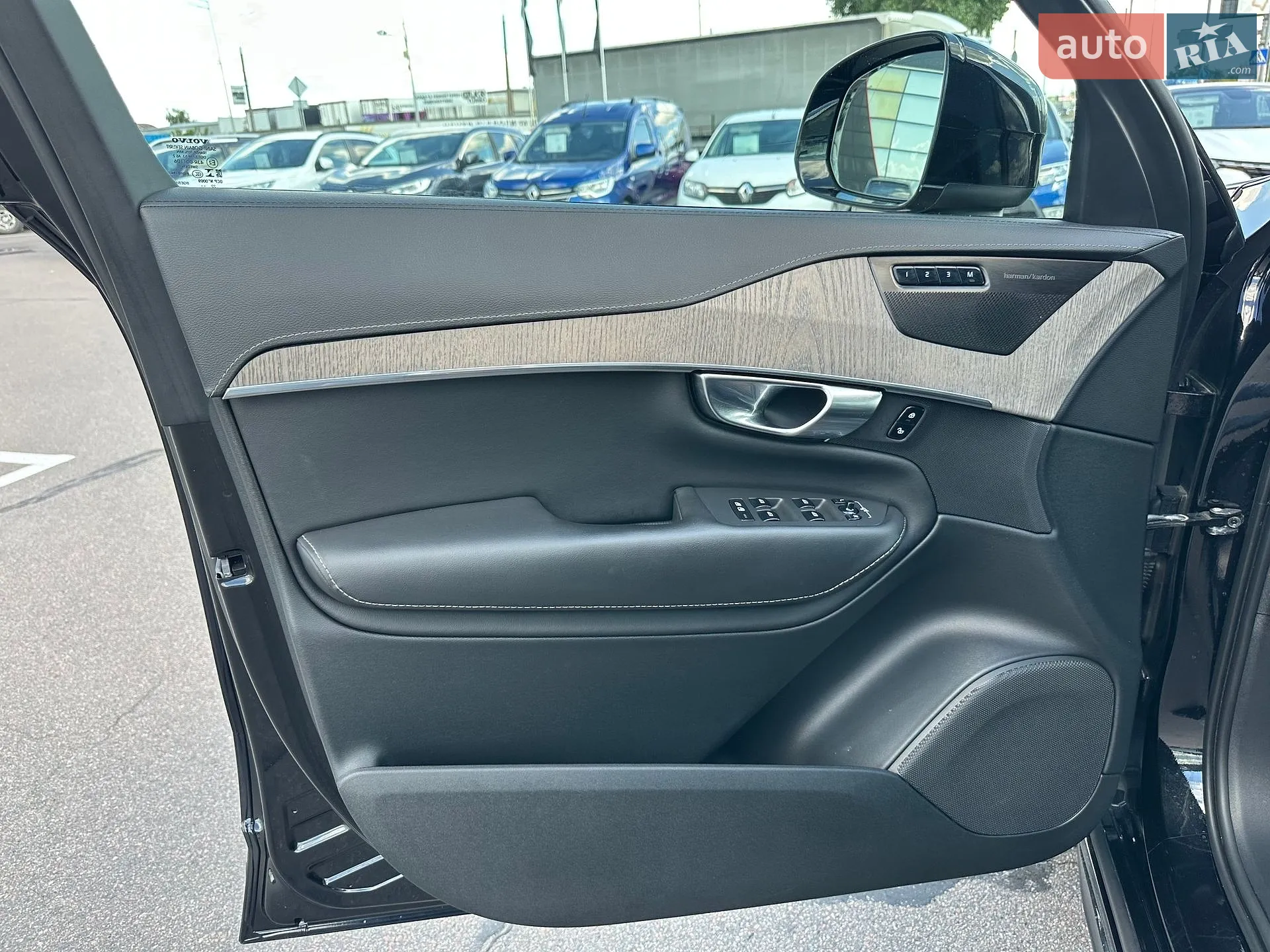 2022 Volvo XC90 - мініатюра 17