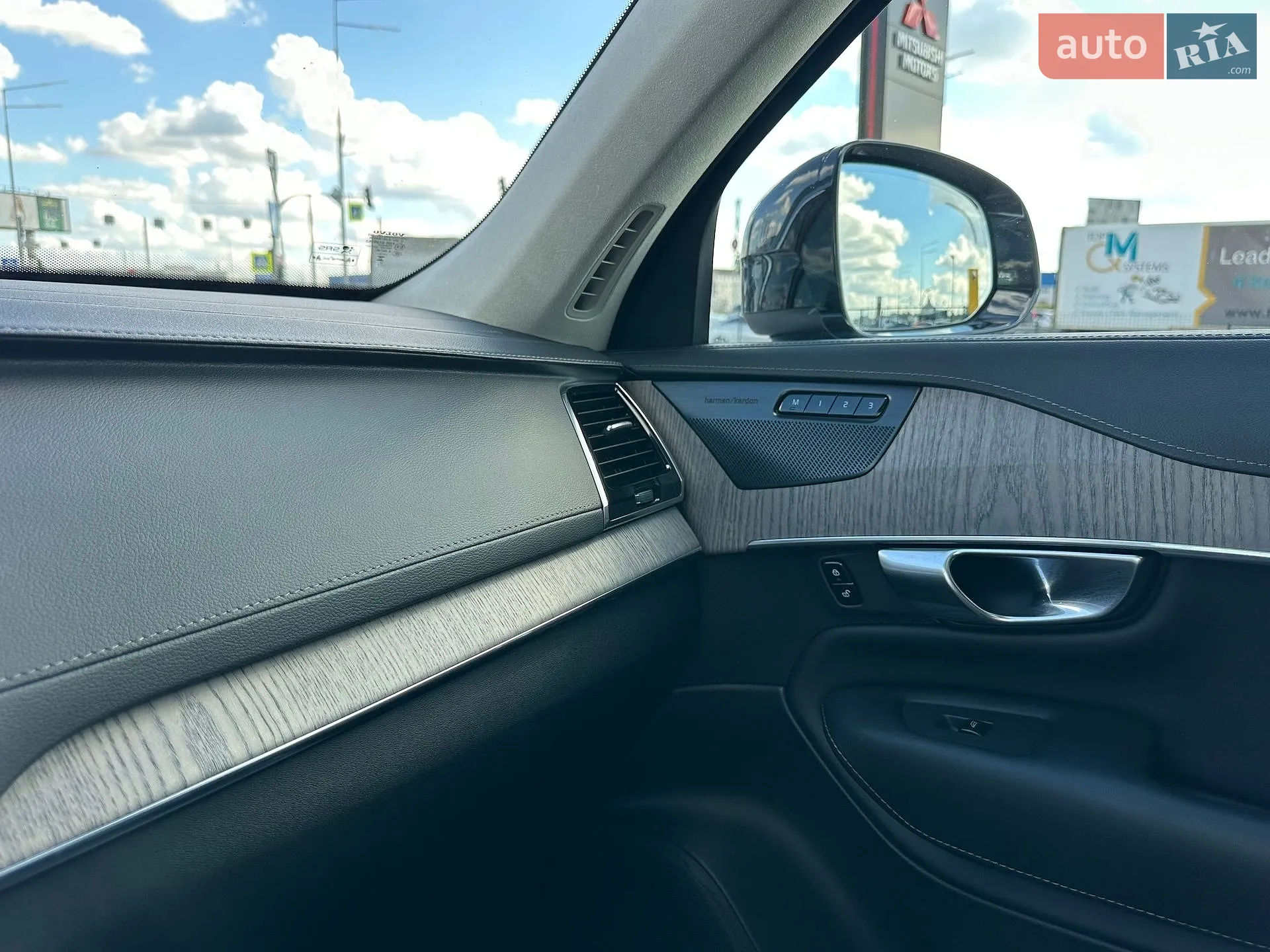 2022 Volvo XC90 - мініатюра 33