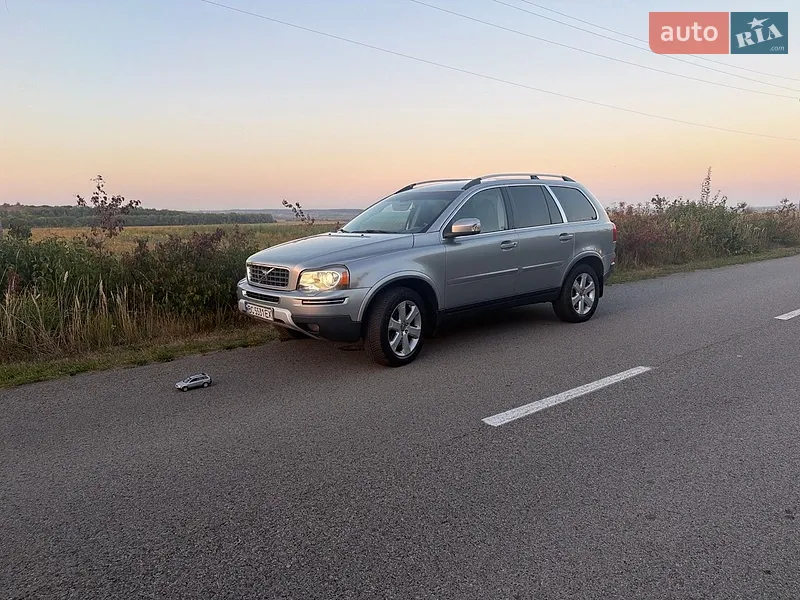 Volvo XC90 2011