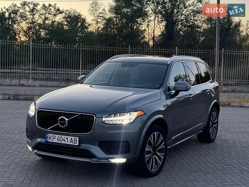 Volvo XC90 2019