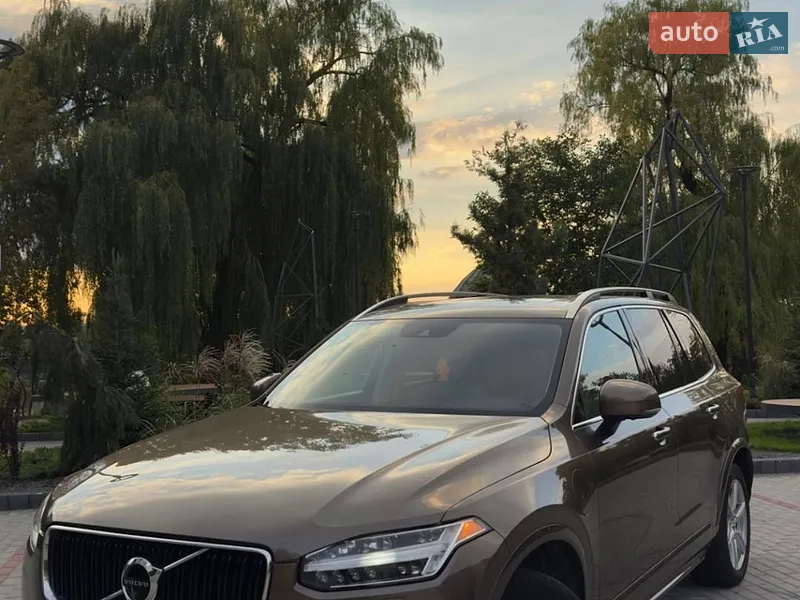 Volvo XC90