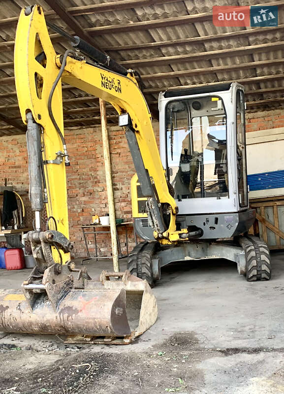 Миниэкскаватор Wacker Neuson 2015 в Ровно