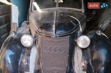 Седан Wanderer W24 1940 в Киеве