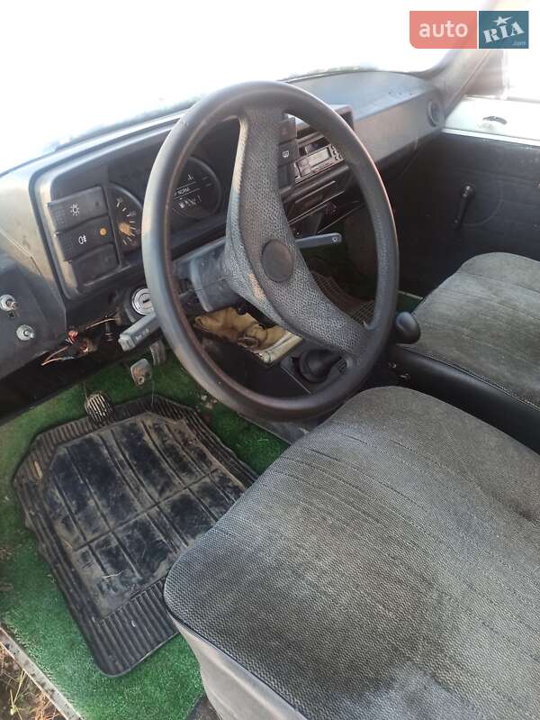 Седан Wartburg 1300 1989 в Ужгороде