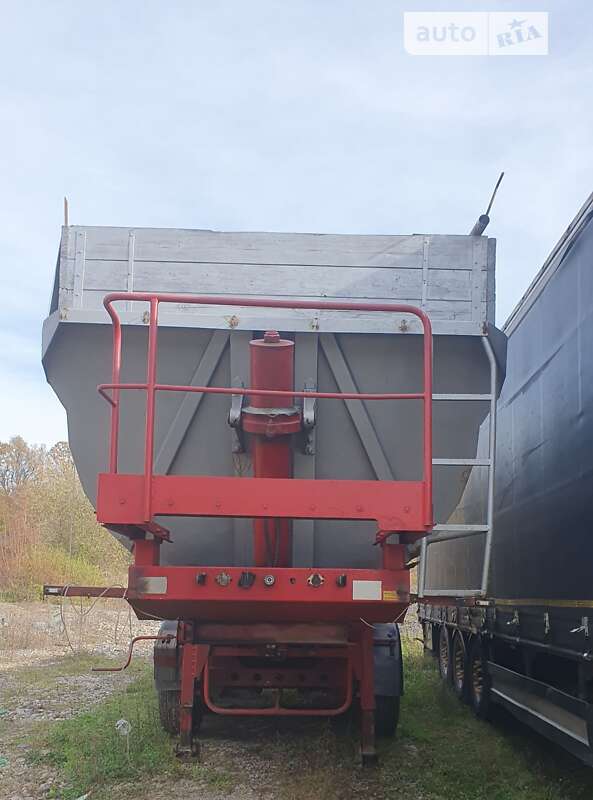 Самоскид напівпричіп Wellmeyer SHK 2001 в Тячеві