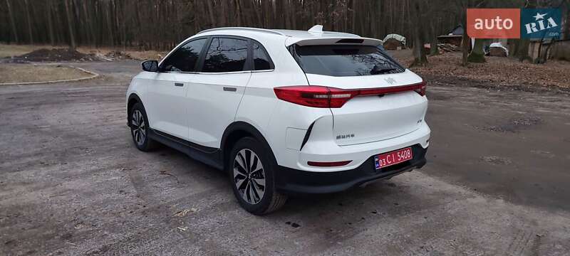 Универсал Weltmeister EX5-Z 2020 в Киверцах