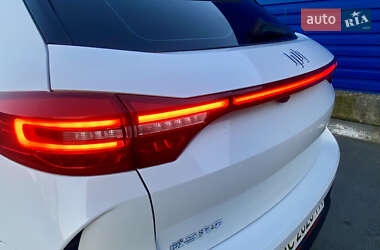 Седан Weltmeister EX5-Z 2020 в 