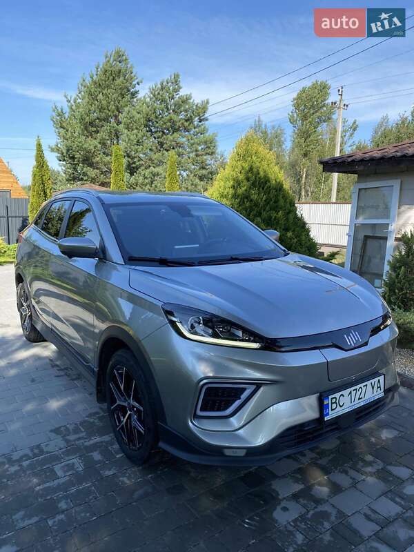 Внедорожник / Кроссовер Weltmeister EX5-Z 2022 в Луцке фото 3 Внедорожник / Кроссовер Weltmeister EX5-Z 2022 в Луцке