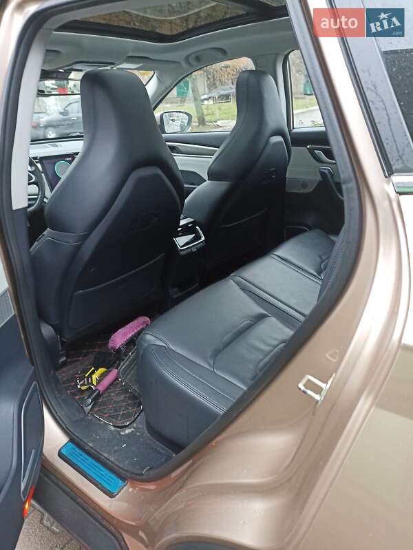 Внедорожник / Кроссовер Weltmeister EX5 2019 в Киеве фото 7 Внедорожник / Кроссовер Weltmeister EX5 2019 в Киеве