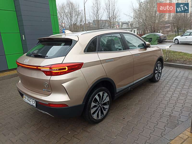 Внедорожник / Кроссовер Weltmeister EX5 2019 в Киеве фото 12 Внедорожник / Кроссовер Weltmeister EX5 2019 в Киеве