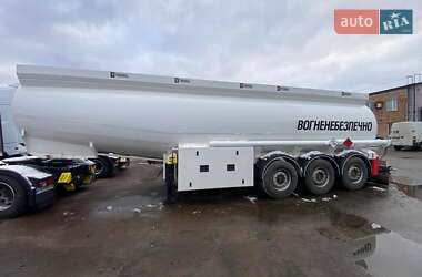 Цистерна полуприцеп Wielton NS-3 2022 в 