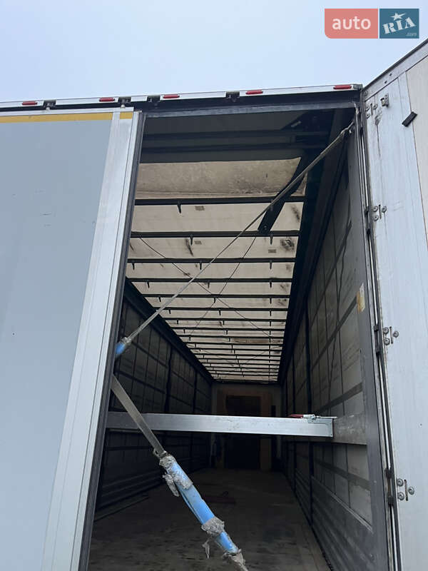 Тентованный борт (штора) - полуприцеп Wielton NS-3 2013 в Маньковке