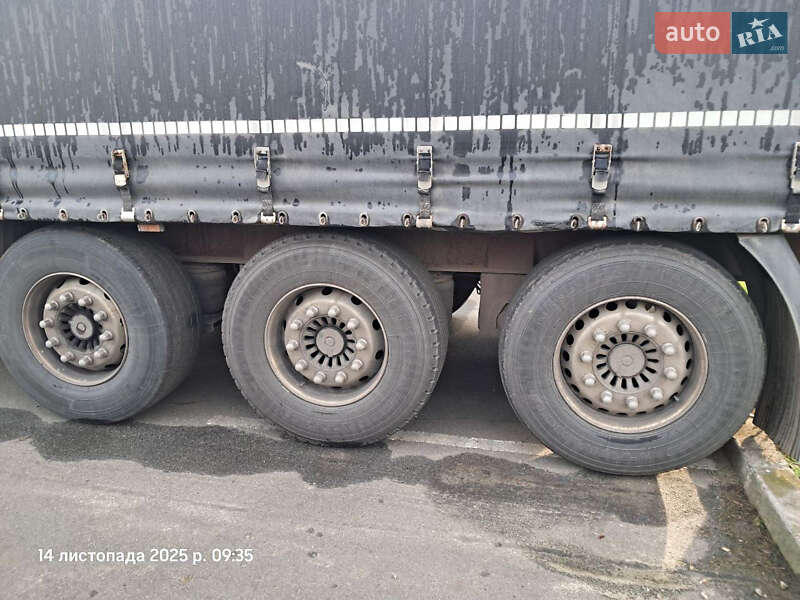 Тентований борт (штора) - напівпричіп Wielton NS-3 2012 в Києві
