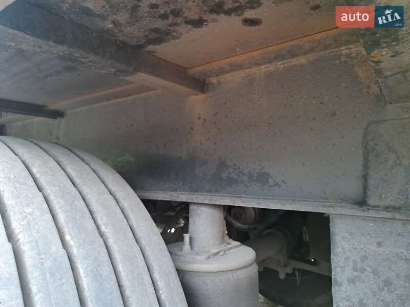 Тентований борт (штора) - напівпричіп Wielton NS34ST 2002 в Ізяславі