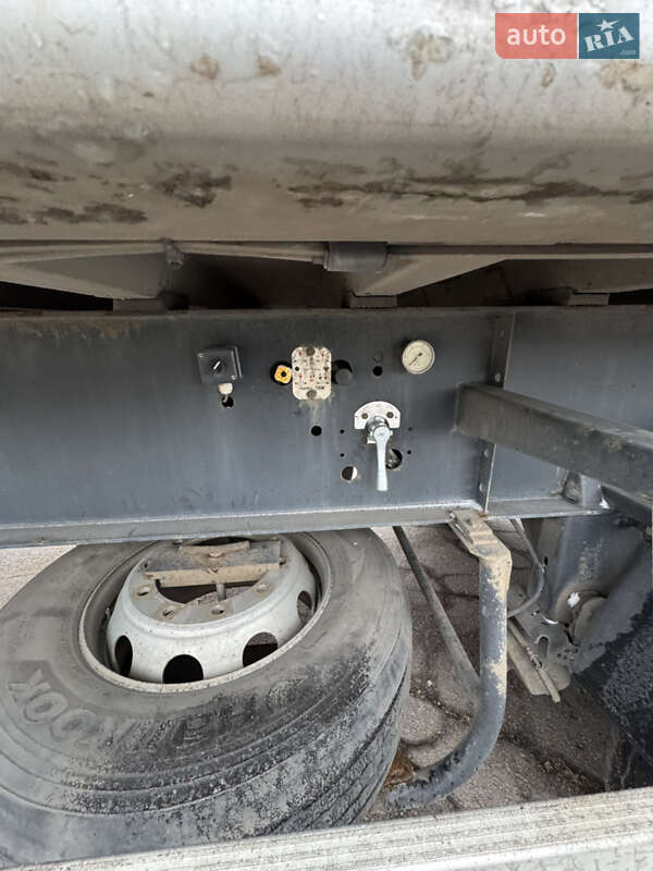 Самоскид напівпричіп Wielton NW 3 2013 в Кам'янському