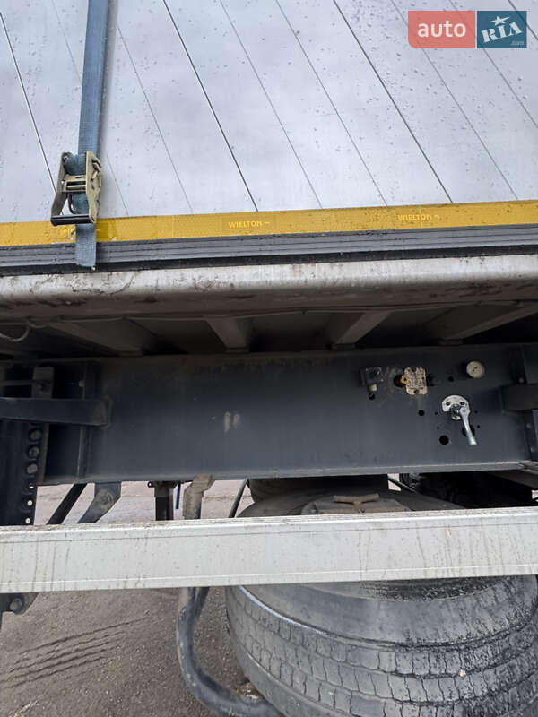 Самоскид напівпричіп Wielton NW 3 2013 в Кам'янському