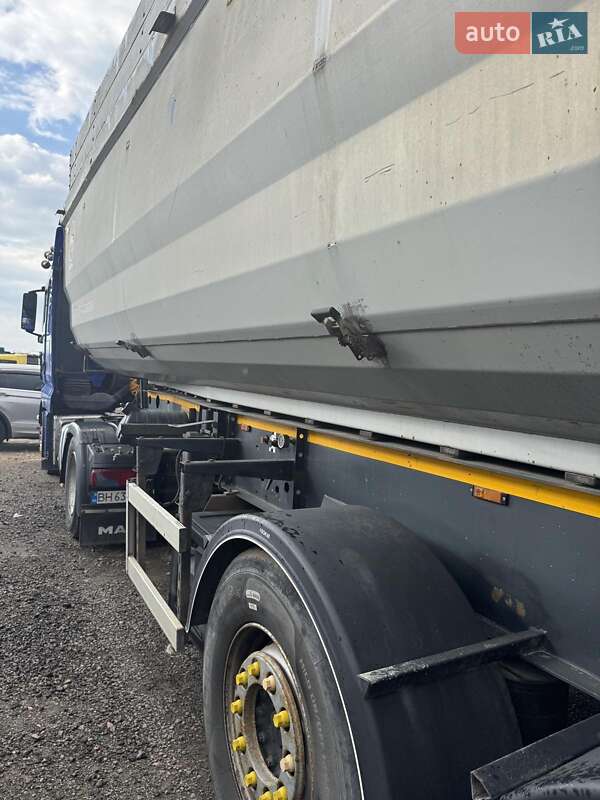 Самоскид напівпричіп Wielton NW 3 2011 в Одесі