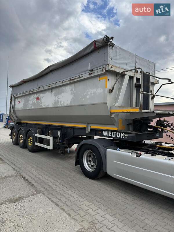 Самоскид напівпричіп Wielton NW 3 2011 в Одесі