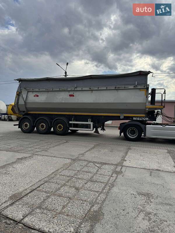 Самоскид напівпричіп Wielton NW 3 2011 в Одесі