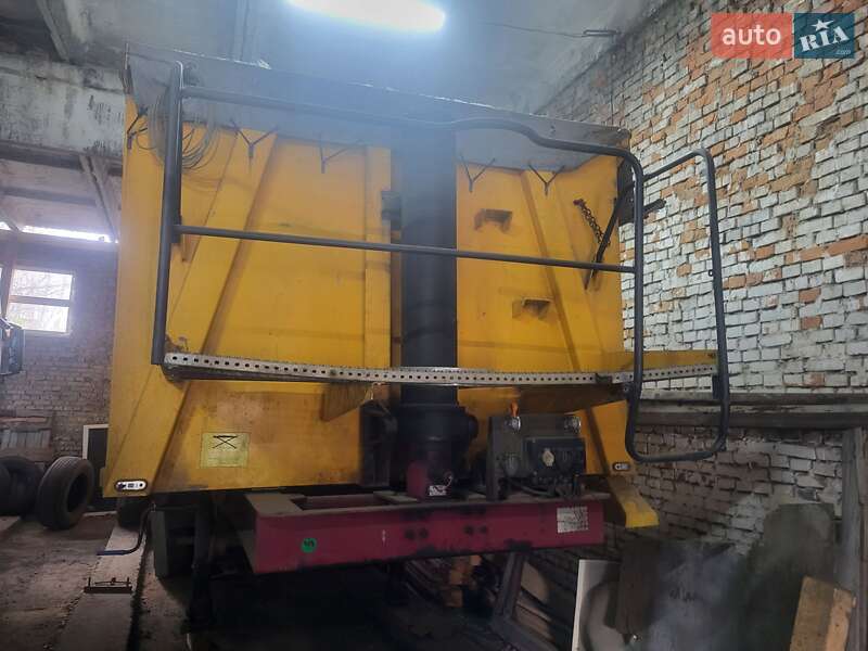 Зерновоз - полуприцеп Wielton NW 2007 в Надворной