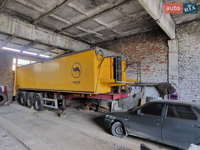 Зерновоз - полуприцеп Wielton NW 2007 в Надворной