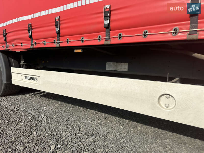 Тентованный борт (штора) - полуприцеп Wielton SAF 2013 в Луцке