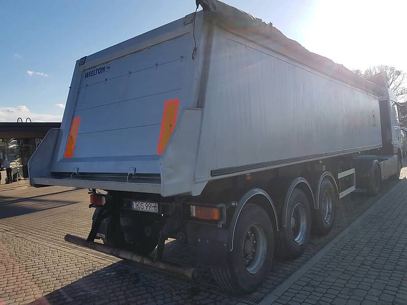 Самосвал полуприцеп Wielton SN24 2006 в Радехове