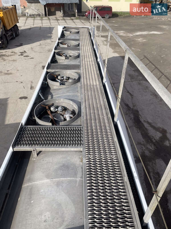 Цистерна полуприцеп Willig Sana 1993 в Львове