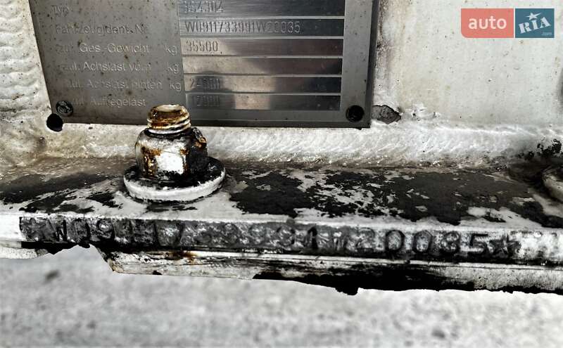 Цистерна полуприцеп Willig Sana 2009 в Львове