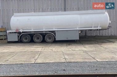 Цистерна напівпричіп Willig Sana 1992 в Кривому Розі