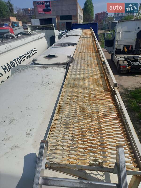 Цистерна полуприцеп Willig Sanz 2010 в Ровно фото 12 Цистерна полуприцеп Willig Sanz 2010 в Ровно