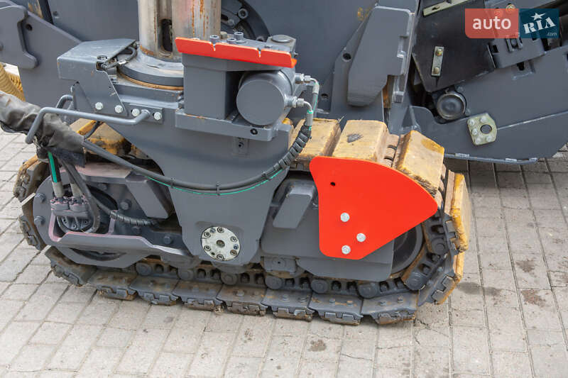 Другая строительная техника Wirtgen W 100 2012 в Житомире