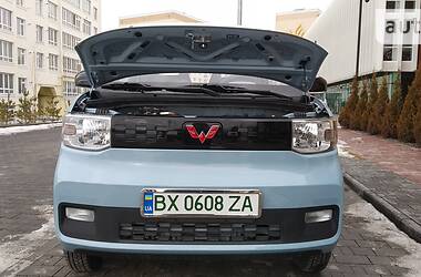 Хэтчбек Wuling HG Mini EV 2021 в 