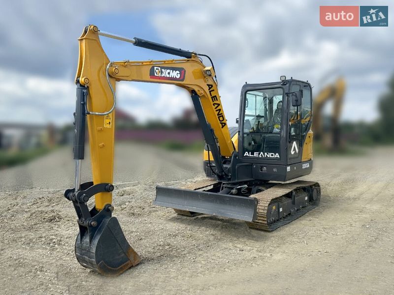 Миниэкскаватор XCMG XE 2023 в Киеве