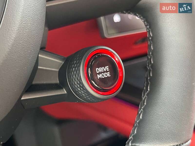 Седан Xiaomi SU7 2024 в Львове фото 9 Седан Xiaomi SU7 2024 в Львове