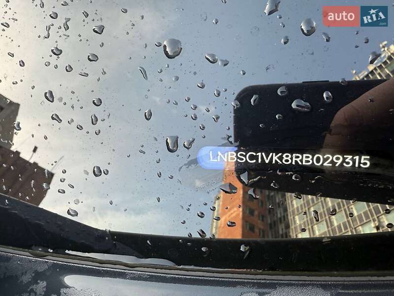 Седан Xiaomi SU7 2024 в Львове фото 28 Седан Xiaomi SU7 2024 в Львове