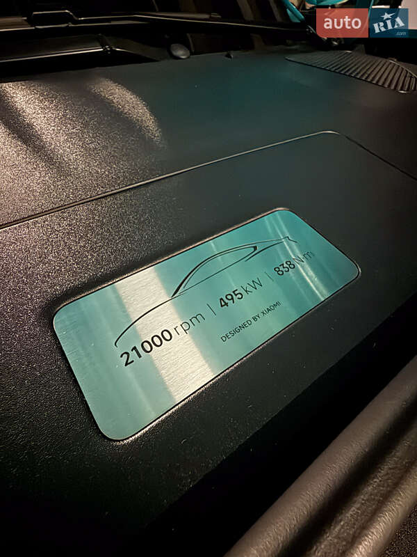 Седан Xiaomi SU7 2025 в Киеве