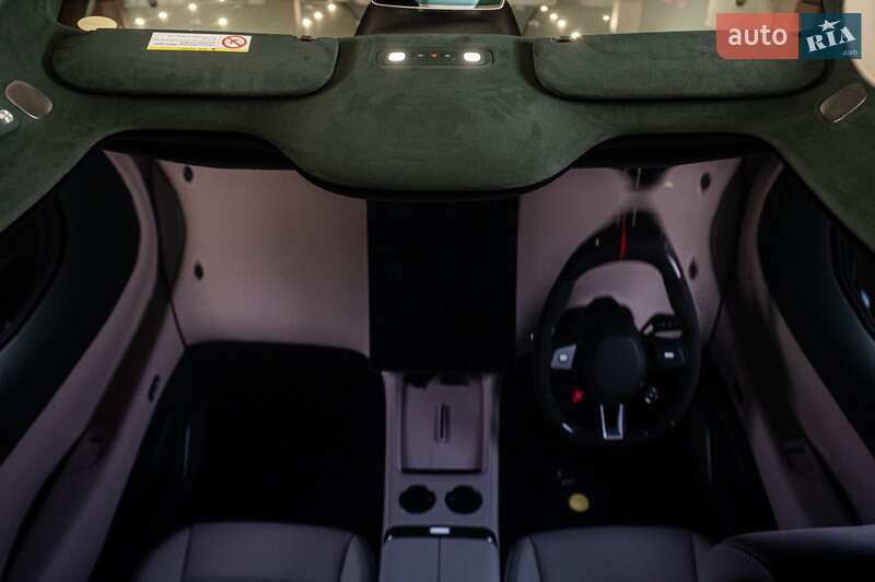 Внедорожник / Кроссовер Xiaomi YU7 2025 в Одессе