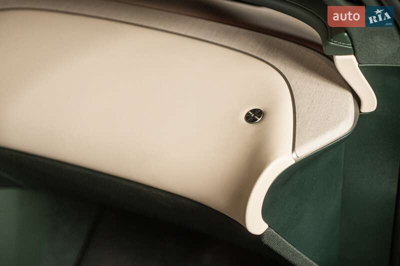 Внедорожник / Кроссовер Xiaomi YU7 2025 в Одессе