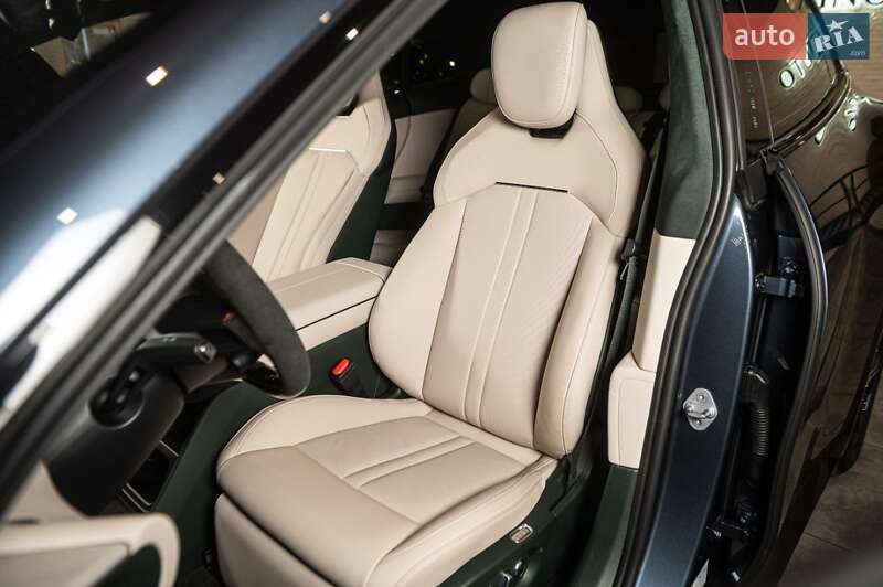 Внедорожник / Кроссовер Xiaomi YU7 2025 в Одессе