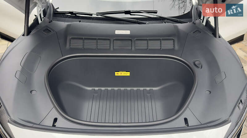 Внедорожник / Кроссовер Xiaomi YU7 2025 в Ирпене фото 26 Внедорожник / Кроссовер Xiaomi YU7 2025 в Ирпене